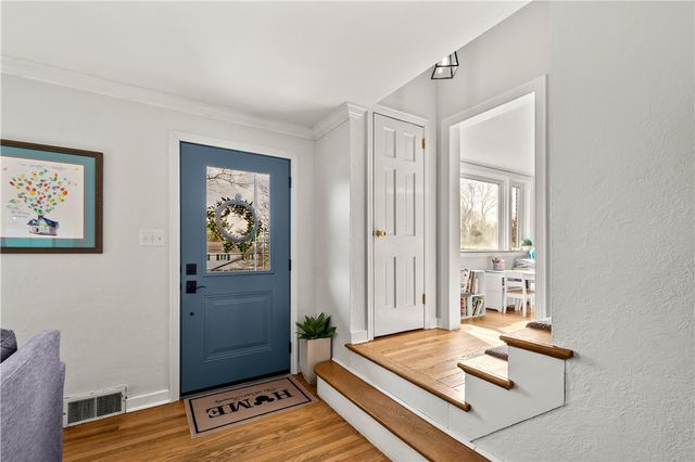 2825 Anderson Dr, Hampton, PA 15101