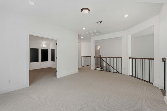 1102 Sage Thrasher CIR, Dripping Springs, TX 78620