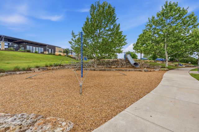 1102 Sage Thrasher CIR, Dripping Springs, TX 78620