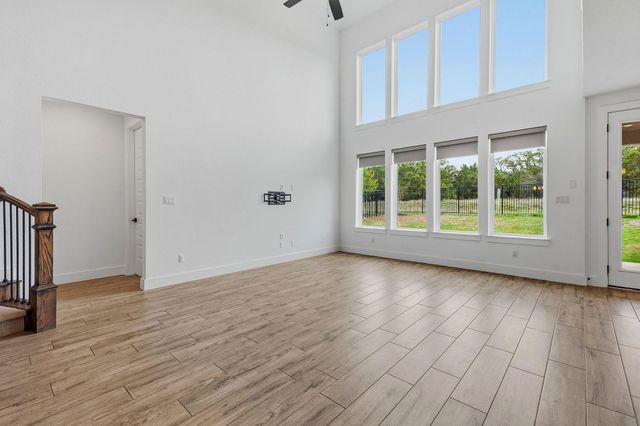 1102 Sage Thrasher CIR, Dripping Springs, TX 78620