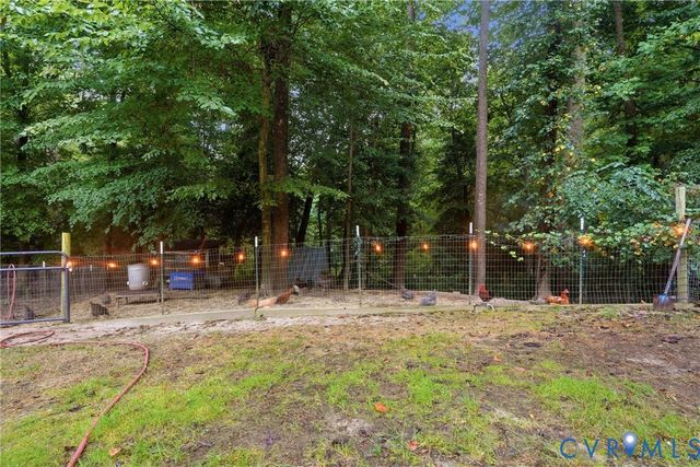 1755 Dispatch Rd, Quinton, VA 23141
