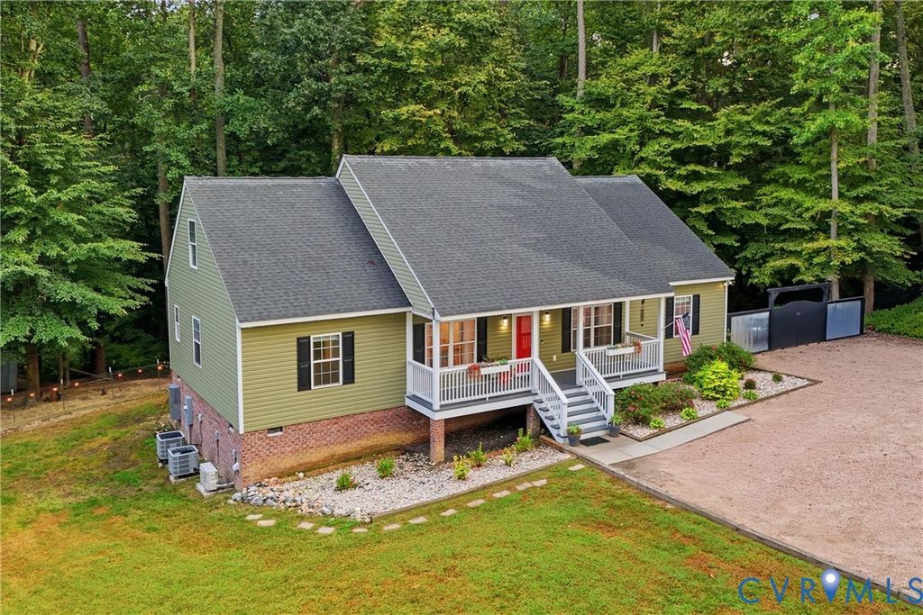 1755 Dispatch Rd, Quinton, VA 23141