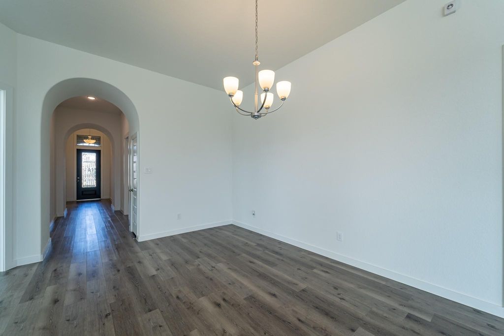 Image 17 of property listing at 2206 Hays Ranch Drive, Richmond, TX 77469