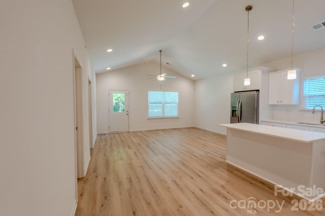 1149 Thayer Glen Court 7, Charlotte, NC 28213