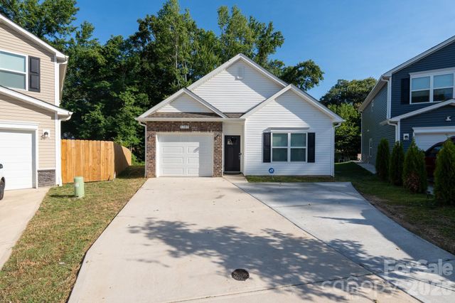 1149 Thayer Glen Court 7, Charlotte, NC 28213