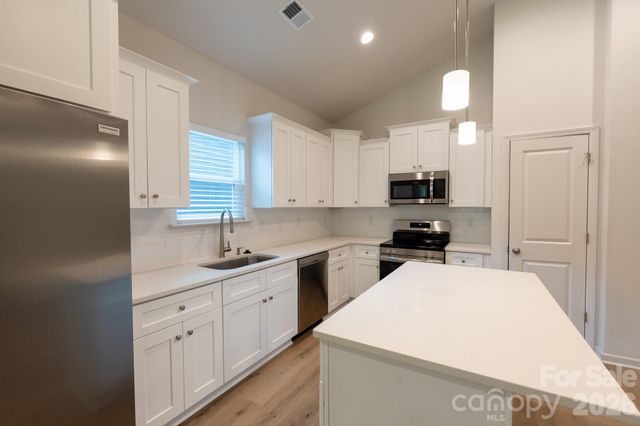 1149 Thayer Glen Court 7, Charlotte, NC 28213