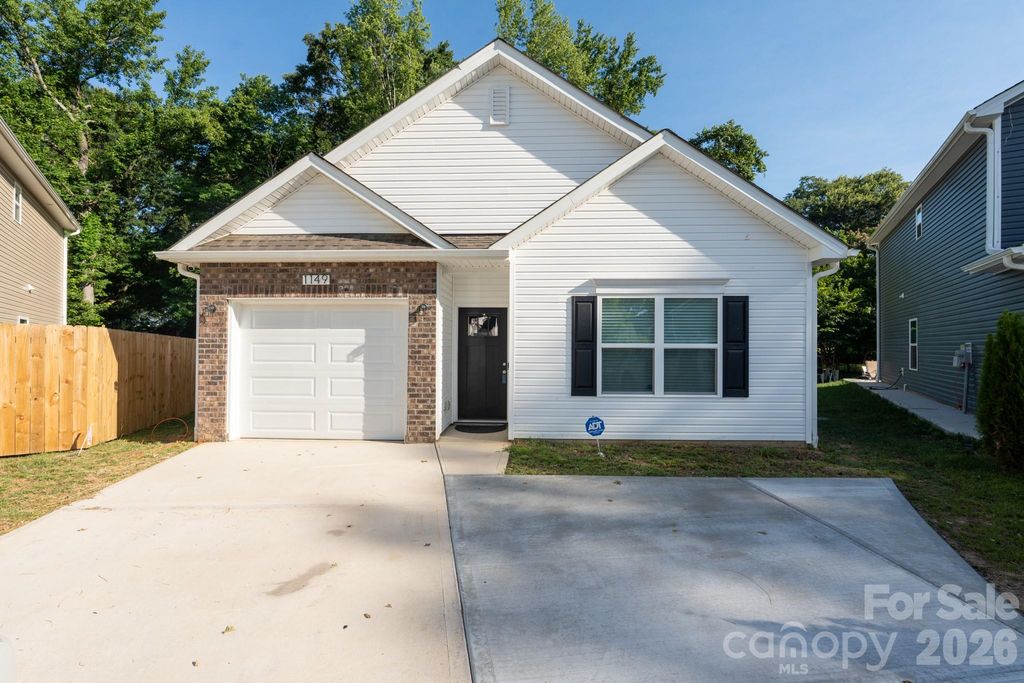 1149 Thayer Glen Court 7, Charlotte, NC 28213