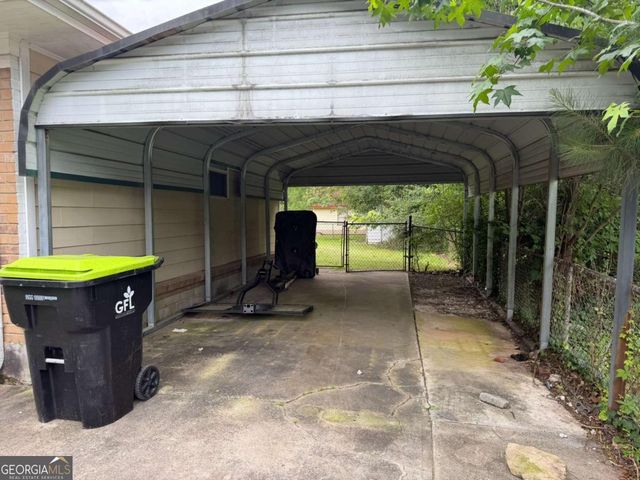 8969 Cornell Drive, Jonesboro, GA 30238