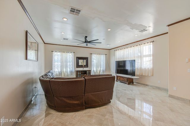 9005 S CALLE SAHUARO --, Guadalupe, AZ 85283