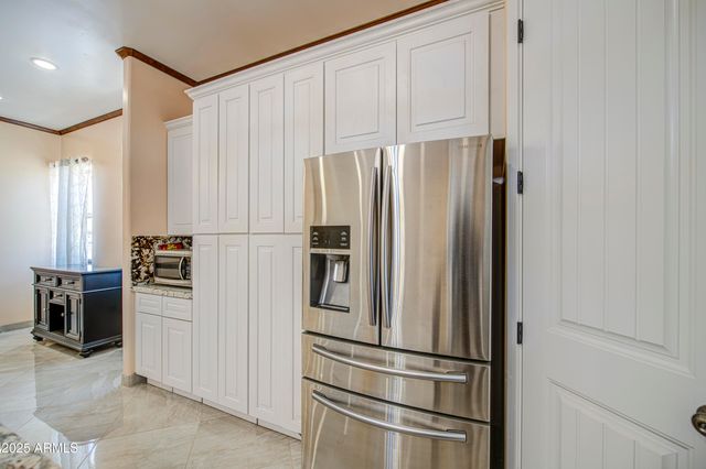 9005 S CALLE SAHUARO --, Guadalupe, AZ 85283