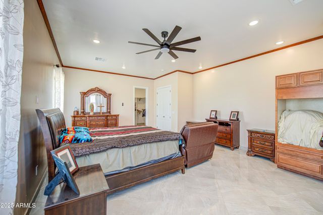 9005 S CALLE SAHUARO --, Guadalupe, AZ 85283