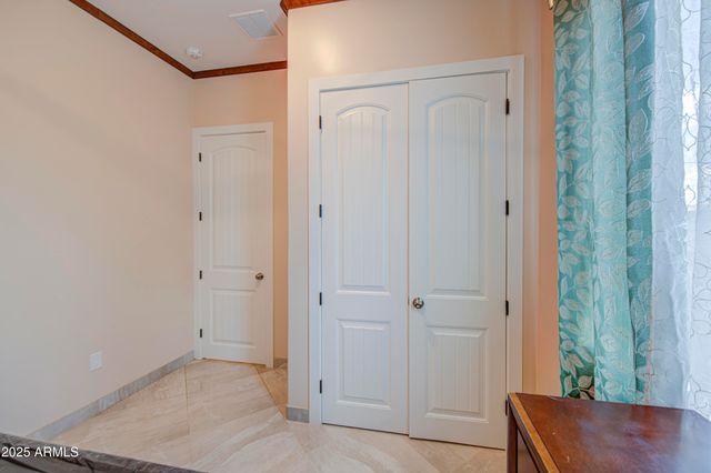 9005 S CALLE SAHUARO --, Guadalupe, AZ 85283