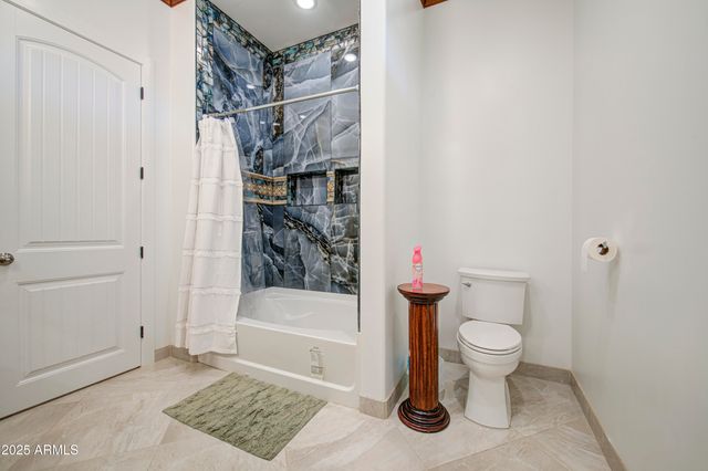 9005 S CALLE SAHUARO --, Guadalupe, AZ 85283