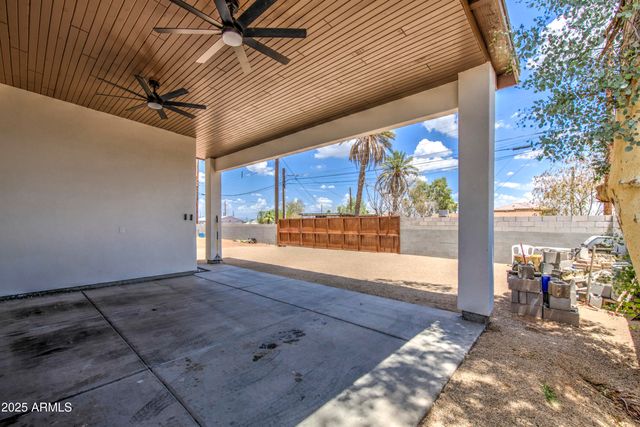 9005 S CALLE SAHUARO --, Guadalupe, AZ 85283