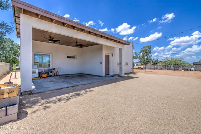 9005 S CALLE SAHUARO --, Guadalupe, AZ 85283