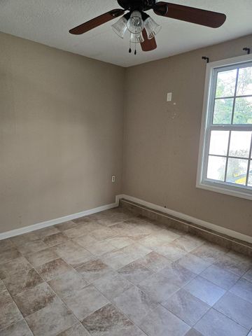 10144 Mikado Lane, Royal Palm Beach, FL 33411