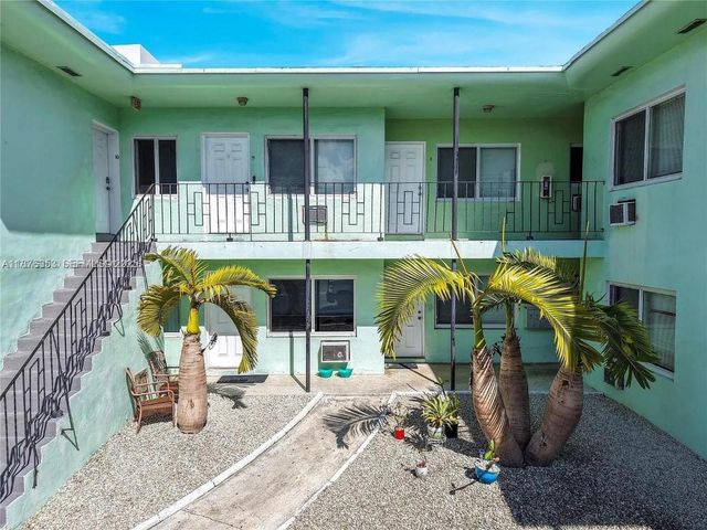 521 NE 82nd Terrace 8, Miami, FL 33138