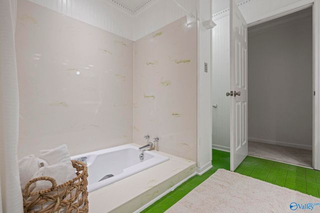 9201 & 9407 Navios Drive SE, Huntsville, AL 35803