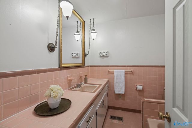 9201 & 9407 Navios Drive SE, Huntsville, AL 35803