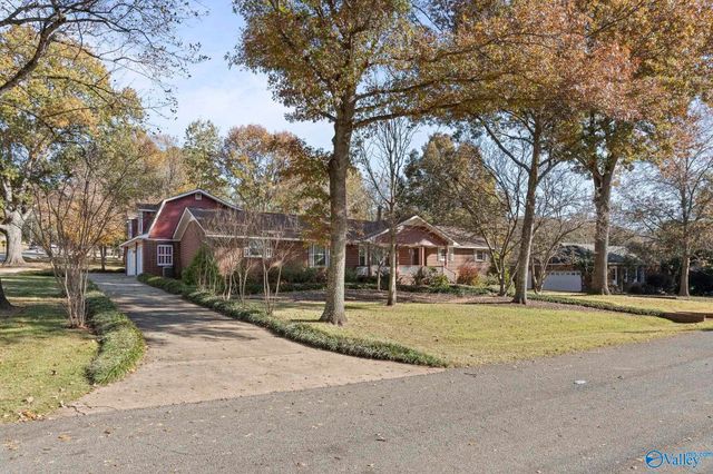 9201 & 9407 Navios Drive SE, Huntsville, AL 35803