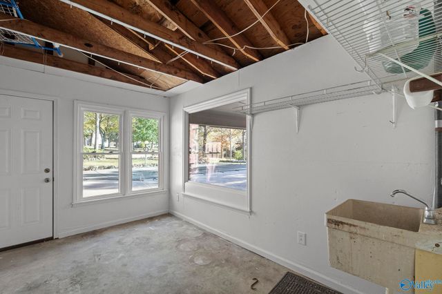 9201 & 9407 Navios Drive SE, Huntsville, AL 35803