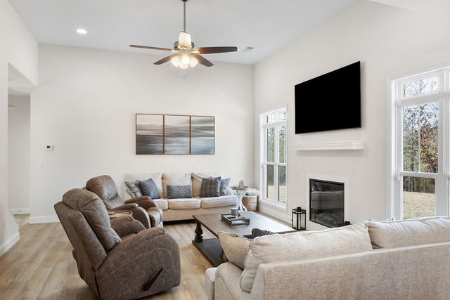 214 Lee Road 2191, Salem, AL 36874