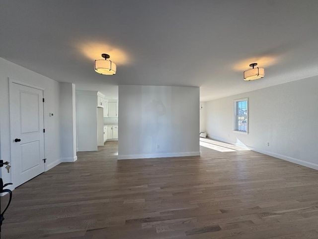 919 Dwelly, Fall River, MA 02720