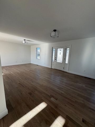 919 Dwelly, Fall River, MA 02720