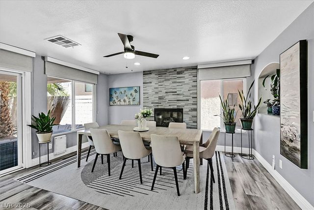 2647 Regency Cove Court, Las Vegas, NV 89121