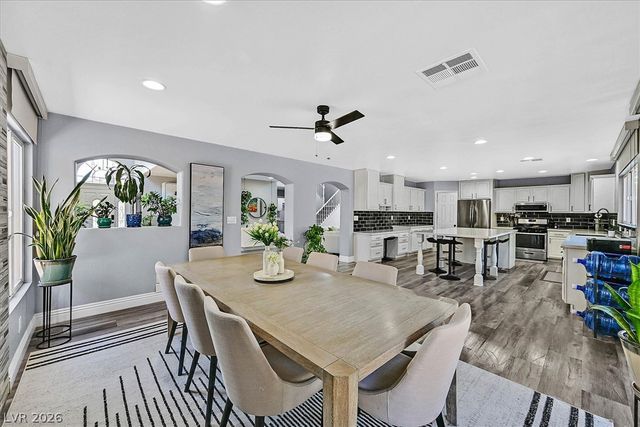 2647 Regency Cove Court, Las Vegas, NV 89121