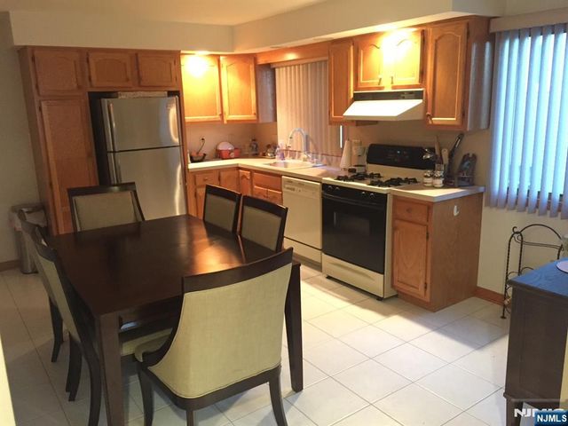 190 Falmouth Avenue, Elmwood Park, NJ 07407