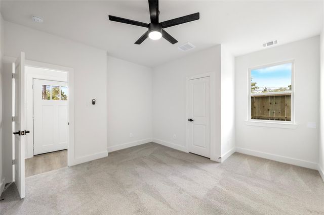 947 Green Meadow Street D, Houston, TX 77091