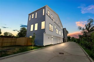 947 Green Meadow Street D, Houston, TX 77091