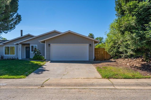 2907 Pawnee Court, Redding, CA 96001