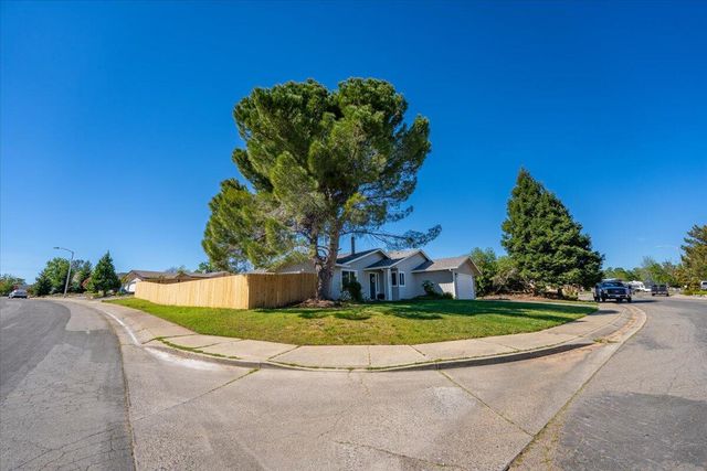 2907 Pawnee Court, Redding, CA 96001