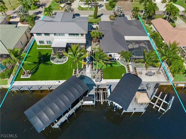 1912 SE 33rd TER, Cape Coral, FL 33904