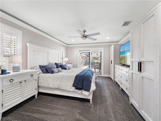 1912 SE 33rd TER, Cape Coral, FL 33904