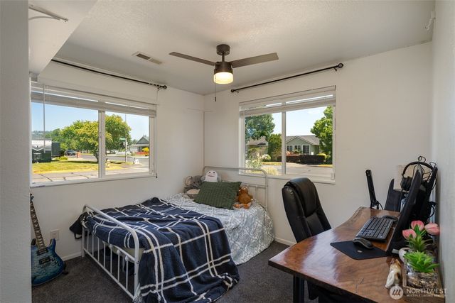 3215 William Avenue, Longview, WA 98632