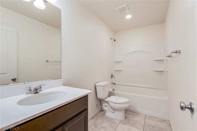 9858 West Meranto Avenue, Las Vegas, NV 89178