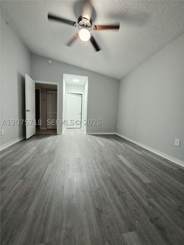 9615 NW 1st Ct 10-301, Pembroke Pines, FL 33024