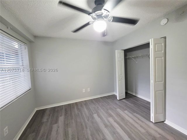 9615 NW 1st Ct 10-301, Pembroke Pines, FL 33024
