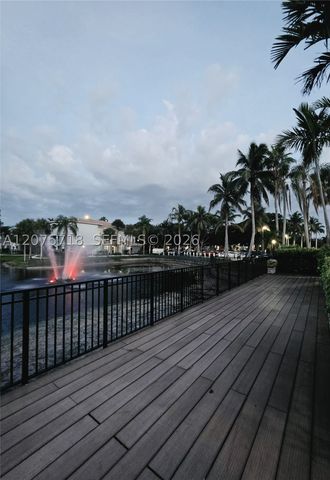 9615 NW 1st Ct 10-301, Pembroke Pines, FL 33024
