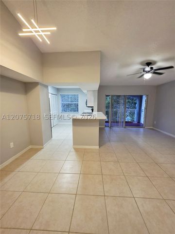 9615 NW 1st Ct 10-301, Pembroke Pines, FL 33024