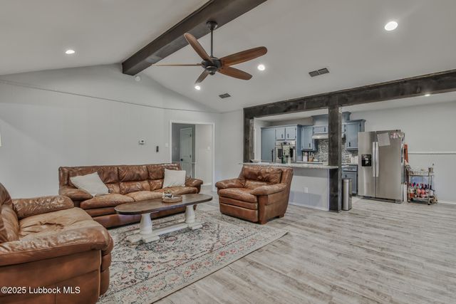 6901 Avenue W, Lubbock, TX 79412