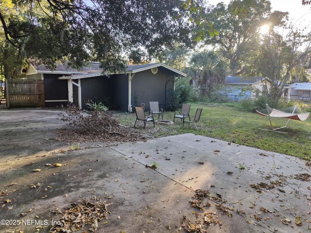 8015 GALVESTON Avenue, Jacksonville, FL 32211