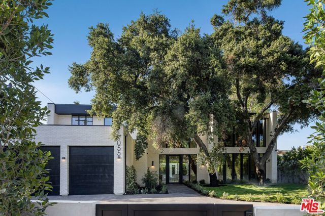 17055 Rancho Street, Encino (los Angeles), CA 91316