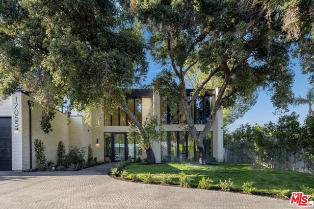 17055 Rancho Street, Encino (los Angeles), CA 91316