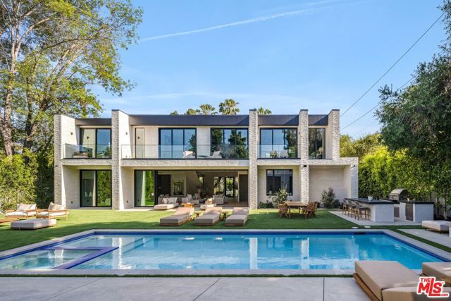 17055 Rancho Street, Encino (los Angeles), CA 91316
