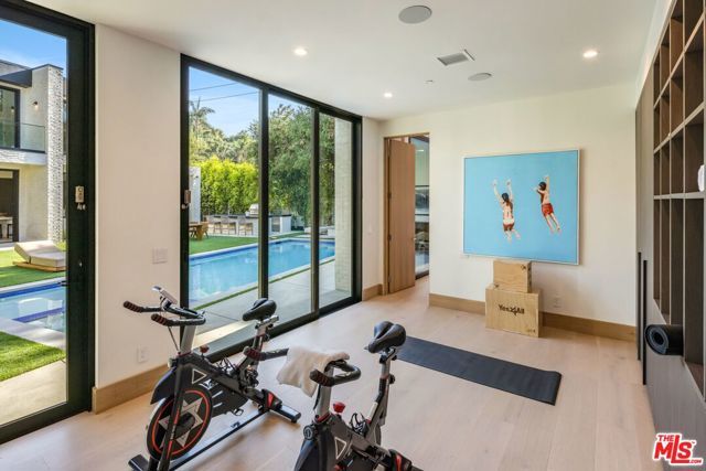 17055 Rancho Street, Encino (los Angeles), CA 91316
