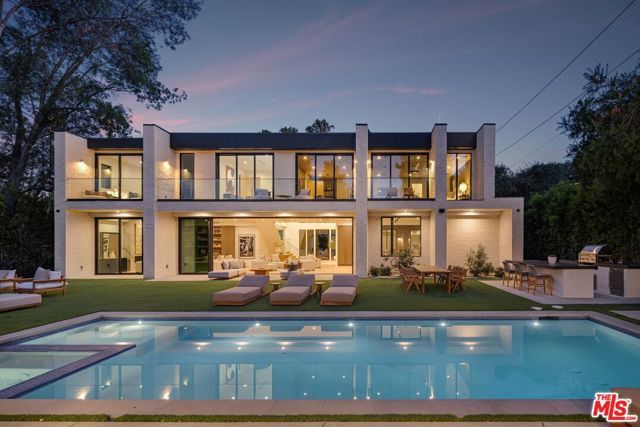 17055 Rancho Street, Encino (los Angeles), CA 91316